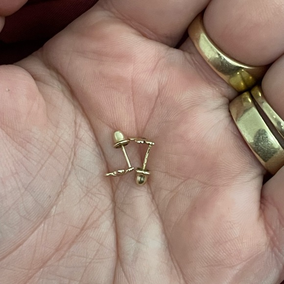 Earring 10k gold real